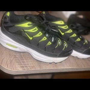 Gently worn Airmax
